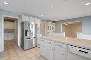 10146 Coveridge Dr, Dallas, TX 75238 - Photo 13