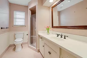 10146 Coveridge Dr, Dallas, TX 75238 - Photo 19