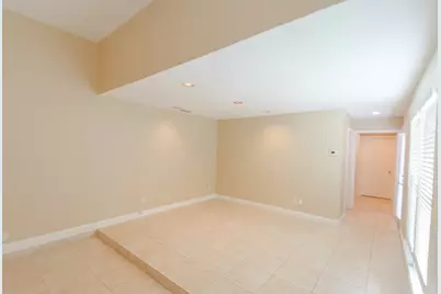 14816 Sopras Circle, Addison, TX 75001 - Photo 7