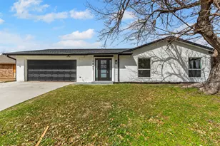 1907 Sunridge Rd, Carrollton, TX 75006 - Photo 3