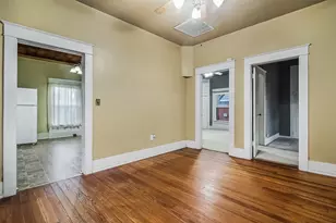 607 E Main St, Whitesboro, TX 76273 - Photo 7