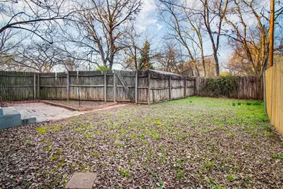 607 E Main Street, Whitesboro, TX 76273 - Photo 23