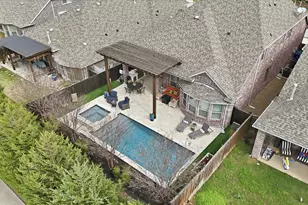 2352 Stallion St, Carrollton, TX 75010 - Photo 3