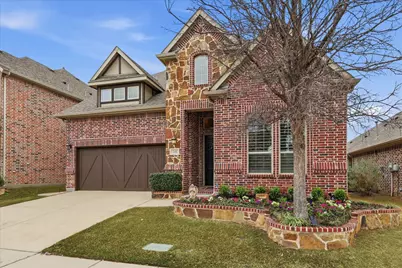 2352 Stallion Street, Carrollton, TX 75010 - Photo 5