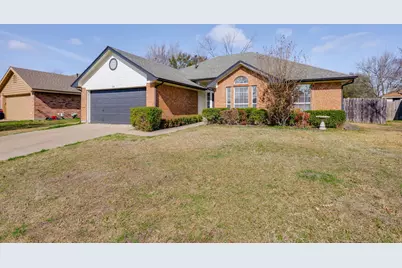 315 Myrtle Avenue, Waxahachie, TX 75165 - Photo 1