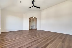 1727 E Branch Hollow Dr, Carrollton, TX 75007 - Photo 29