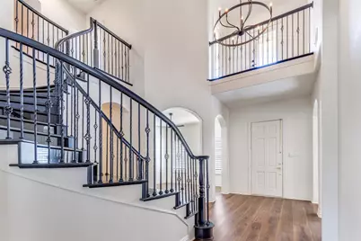 1727 E Branch Hollow Drive, Carrollton, TX 75007 - Photo 5