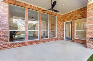 1727 E Branch Hollow Dr, Carrollton, TX 75007 - Photo 37