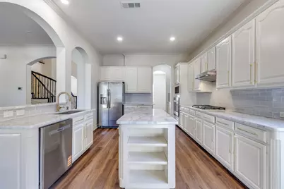 1727 E Branch Hollow Drive, Carrollton, TX 75007 - Photo 17