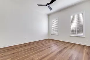 1727 E Branch Hollow Dr, Carrollton, TX 75007 - Photo 7