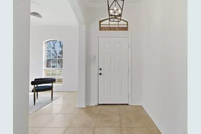 813 Chase Circle, Hurst, TX 76053 - Photo 5