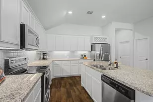 11701 Silver Queen Dr, Aubrey, TX 76227 - Photo 9