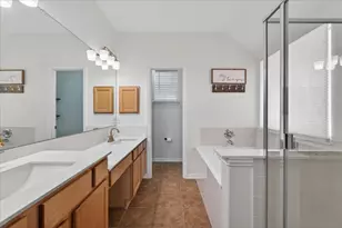 10008 Hanover Dr, Providence Village, TX 76227 - Photo 17