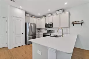 10008 Hanover Dr, Providence Village, TX 76227 - Photo 11