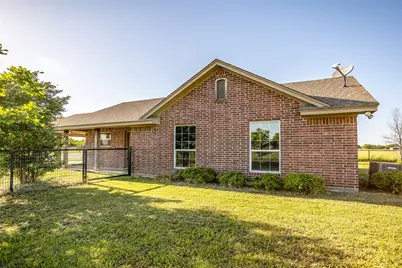 12370 Fm 2449, Ponder, TX 76259 - Photo 21