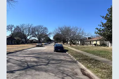 1905 Powderhorn Drive, Garland, TX 75044 - Photo 33