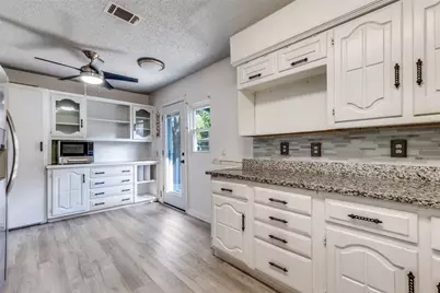 231 Larry Drive, Duncanville, TX 75137 - Photo 9