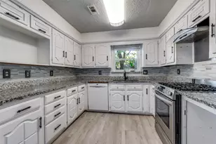 231 Larry Dr, Duncanville, TX 75137 - Photo 7