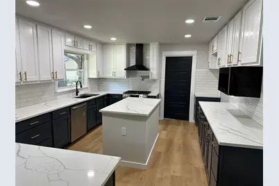 149 Parkwood Avenue, Arlington, TX 76013 - Photo 3