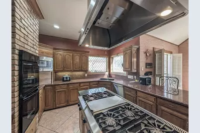 6609 Hollytree Circle, Tyler, TX 75703 - Photo 5