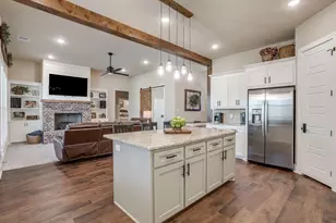 322 Mountainview Ct, Sunset, TX 76270 - Photo 17