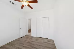 1253 E Jessamine St, Fort Worth, TX 76104 - Photo 19