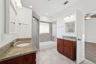 1253 E Jessamine St, Fort Worth, TX 76104 - Photo 15