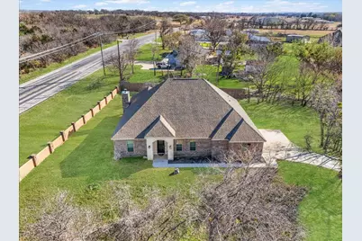 101 Hearthstone Court, Weatherford, TX 76087 - Photo 1