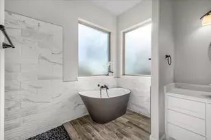 101 Hearthstone Ct, Weatherford, TX 76087 - Photo 21