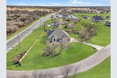 101 Hearthstone Court, Weatherford, TX 76087 - Photo 37