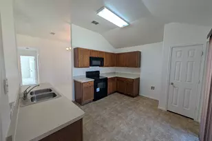 918 Fleming St, Wylie, TX 75098 - Photo 5