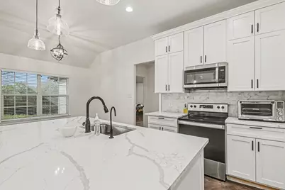 7729 Ella Young Drive, Fort Worth, TX 76135 - Photo 7