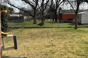 3229 Oak Timber Dr, Forest Hill, TX 76119 - Photo 9