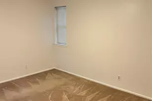 3229 Oak Timber Dr, Forest Hill, TX 76119 - Photo 5