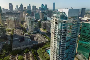 2900 McKinnon St, Dallas, TX 75201 - Photo 33