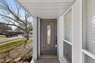 2839 Linhaven Dr, Mesquite, TX 75150 - Photo 5