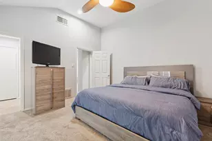 4006 Holland Ave, Dallas, TX 75219 - Photo 13