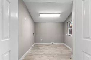 2819 Yorkshire St, Irving, TX 75061 - Photo 27