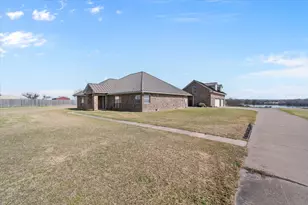 1141 Lake Halbert Rd, Corsicana, TX 75109 - Photo 37