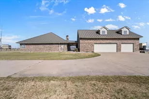 1141 Lake Halbert Rd, Corsicana, TX 75109 - Photo 39