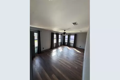 1605 S Houston Street, Kaufman, TX 75142 - Photo 13