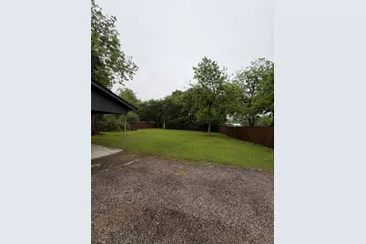 1605 S Houston Street, Kaufman, TX 75142 - Photo 9