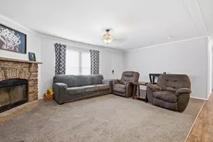 650 Lone Star Rd, Whitesboro, TX 76273 - Photo 11