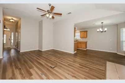 321 Meadow Park Drive, White Settlement, TX 76108 - Photo 7