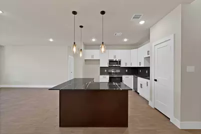 5104 Waterbury Court, Granbury, TX 76048 - Photo 7