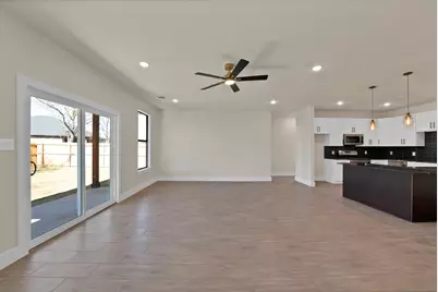 5104 Waterbury Court, Granbury, TX 76048 - Photo 13