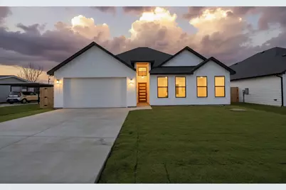 5104 Waterbury Court, Granbury, TX 76048 - Photo 1