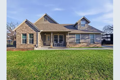 913 Carpenter Street, Azle, TX 76020 - Photo 1