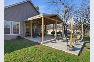 913 Carpenter Street, Azle, TX 76020 - Photo 15