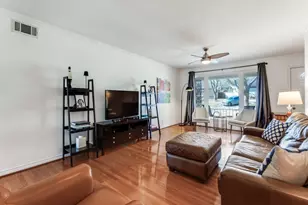 8306 Stonycreek Dr, Dallas, TX 75228 - Photo 15